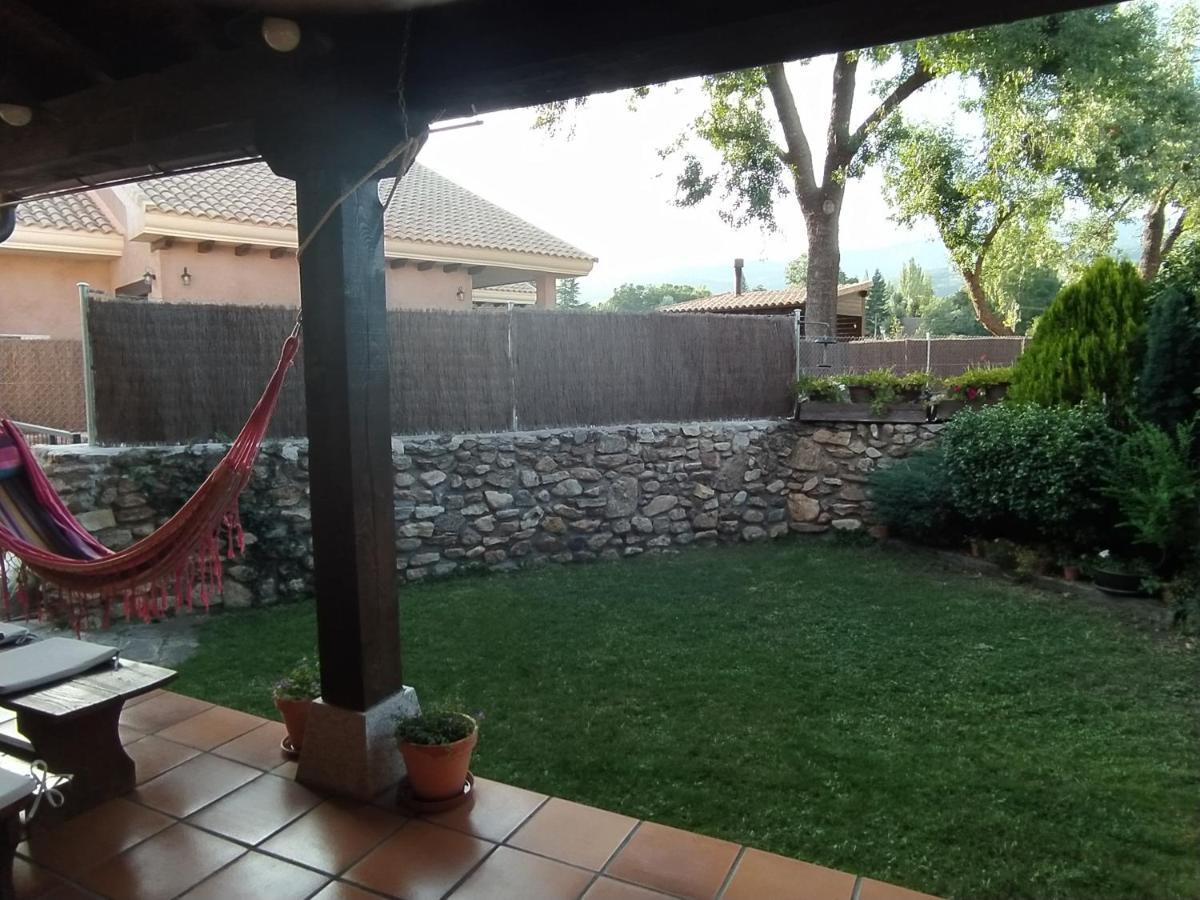 Alameda del ValleLa Majada De Alameda别墅 外观 照片